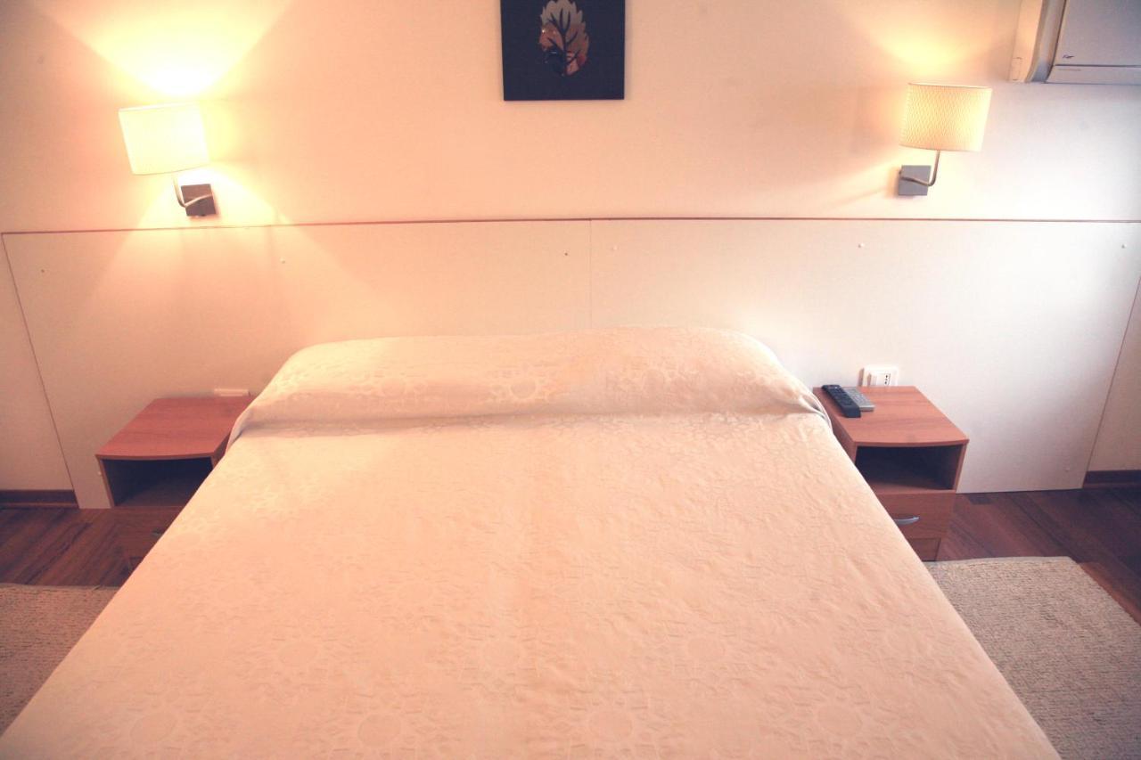 Casa Orchidea - The Fab Stay Бриндизи Екстериор снимка